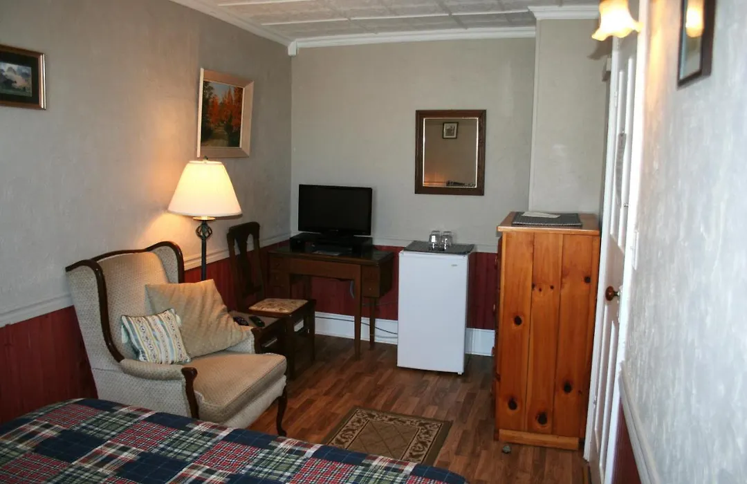 Hadovka Inn-1