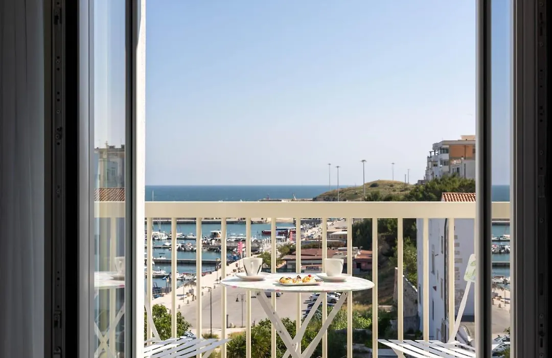 Marea Charme Rooms-1