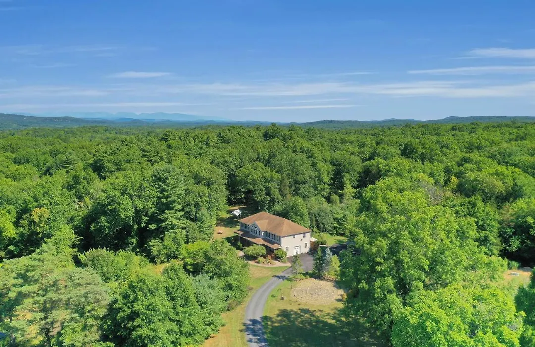 Moondance Ridge Suites-1