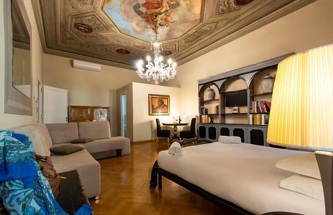 N4U Guest House Florence-1