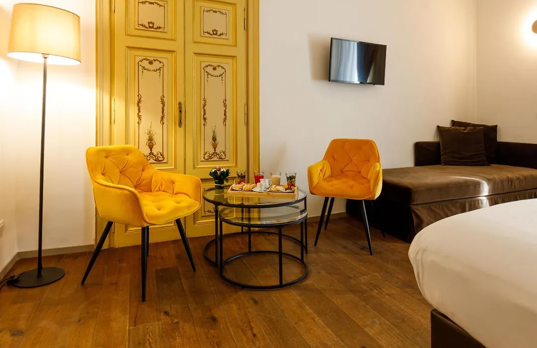 V Collection Piazza Farnese Luxury Suites-1