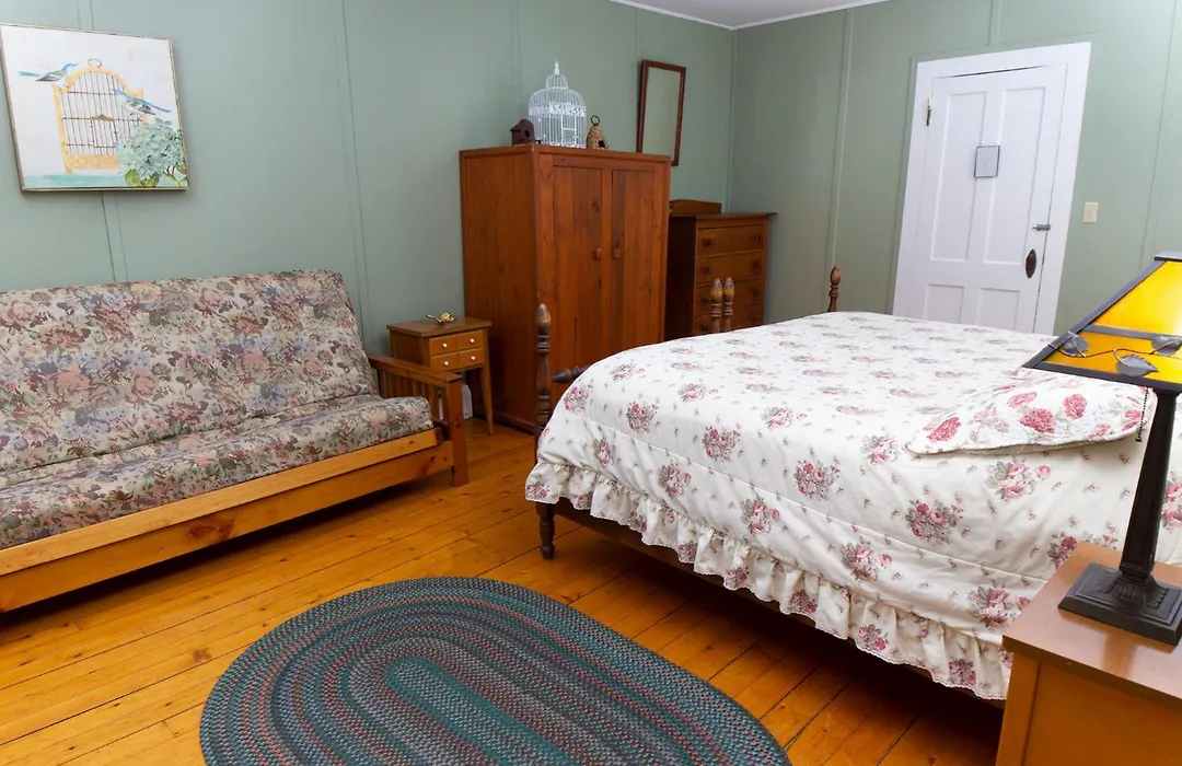Trails End Inn-1