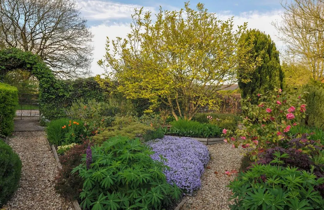 Ballas Farm Country Guest House-1