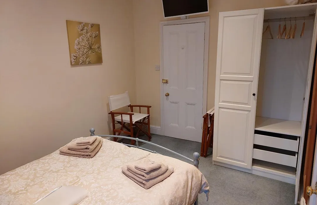 Thorndene B&B-1