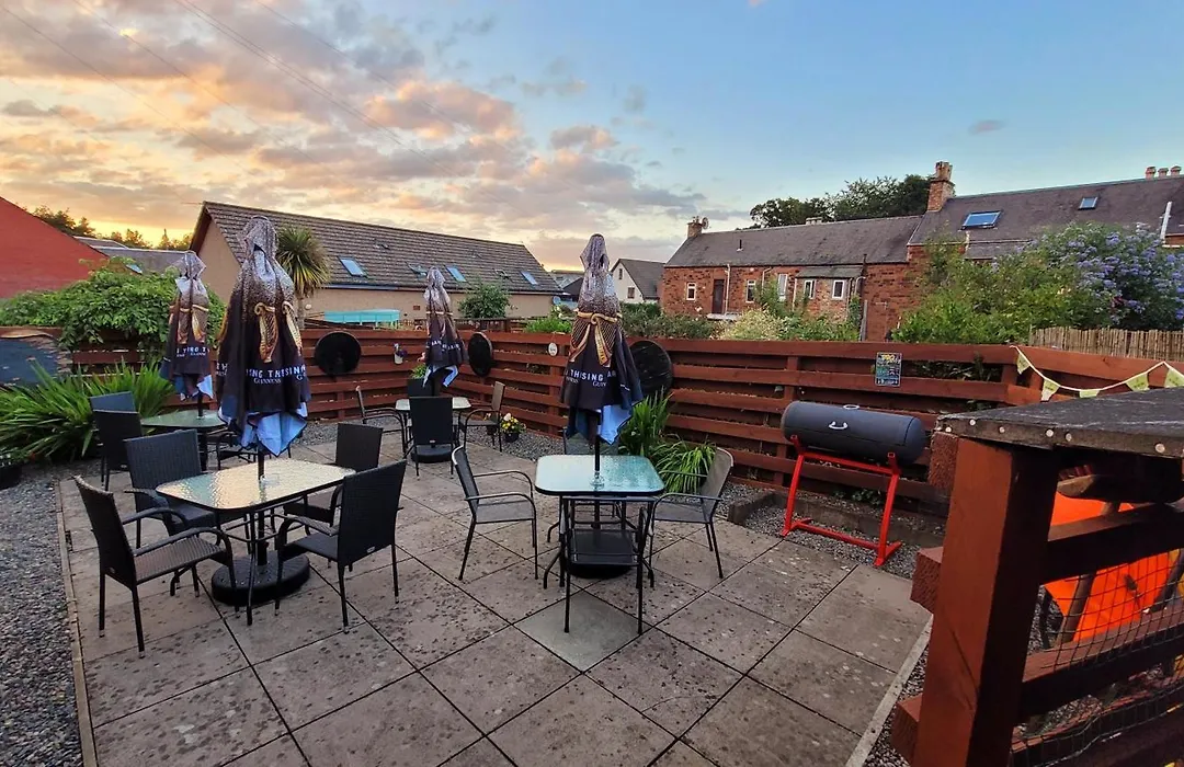 Dryburgh Arms Pub With Rooms-1