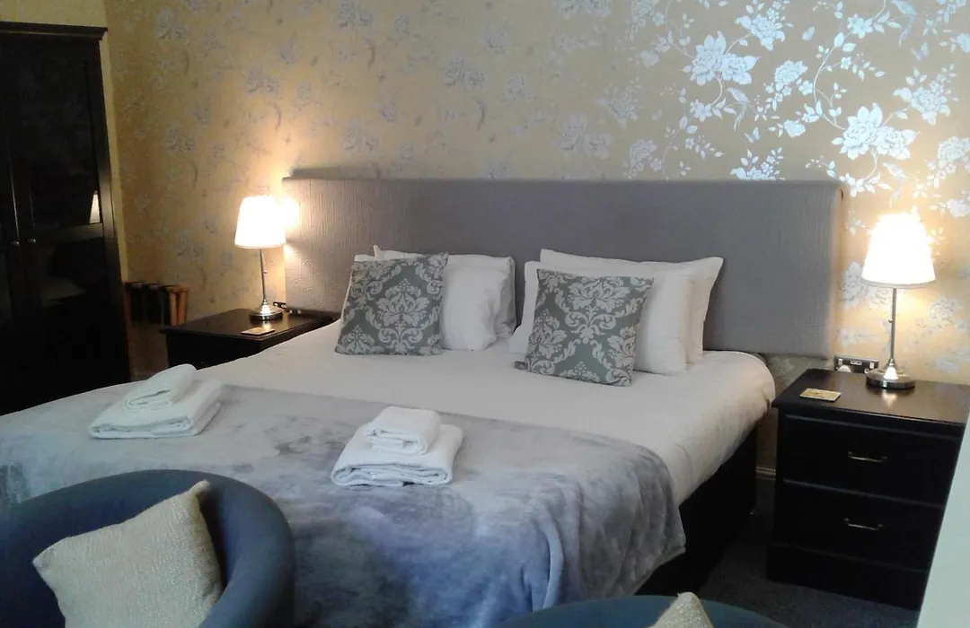 Elton Guest House-1