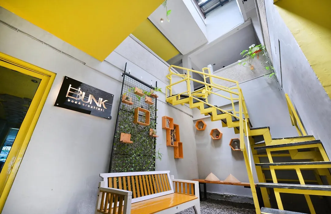 Bunk Bed And Breakfast-1