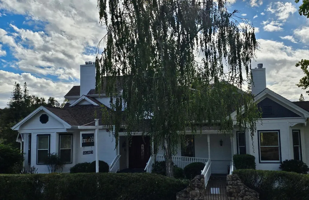 The Inn At 161-1