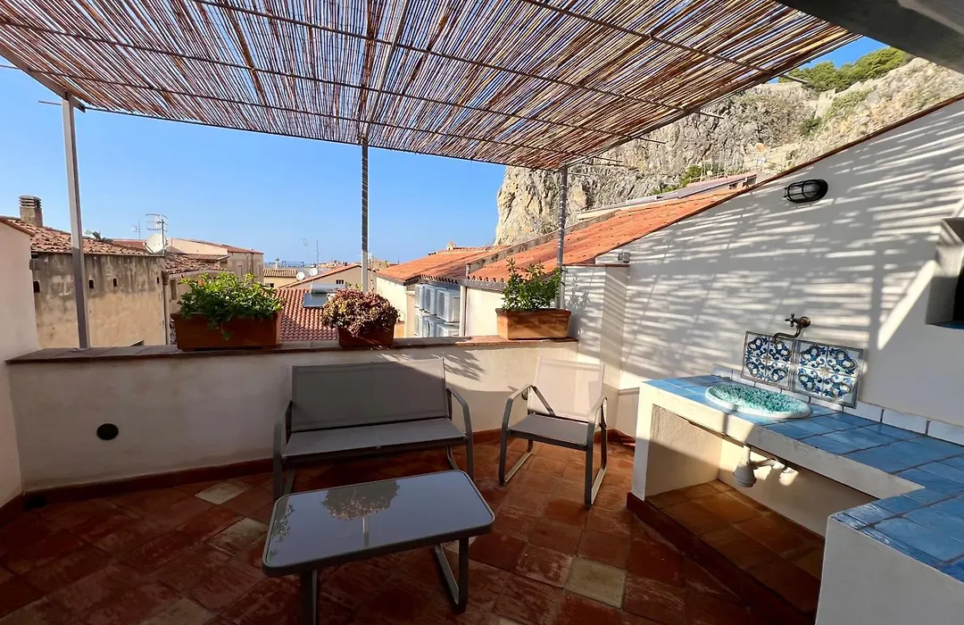 B&B Cortile Umberto I-1