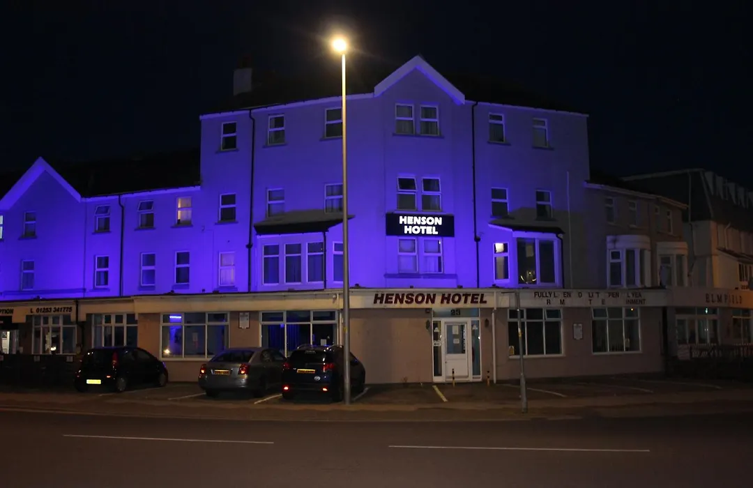 Henson Hotel Pleasure Beach-1