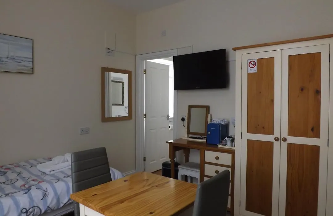 The Edenhurst Guesthouse-1