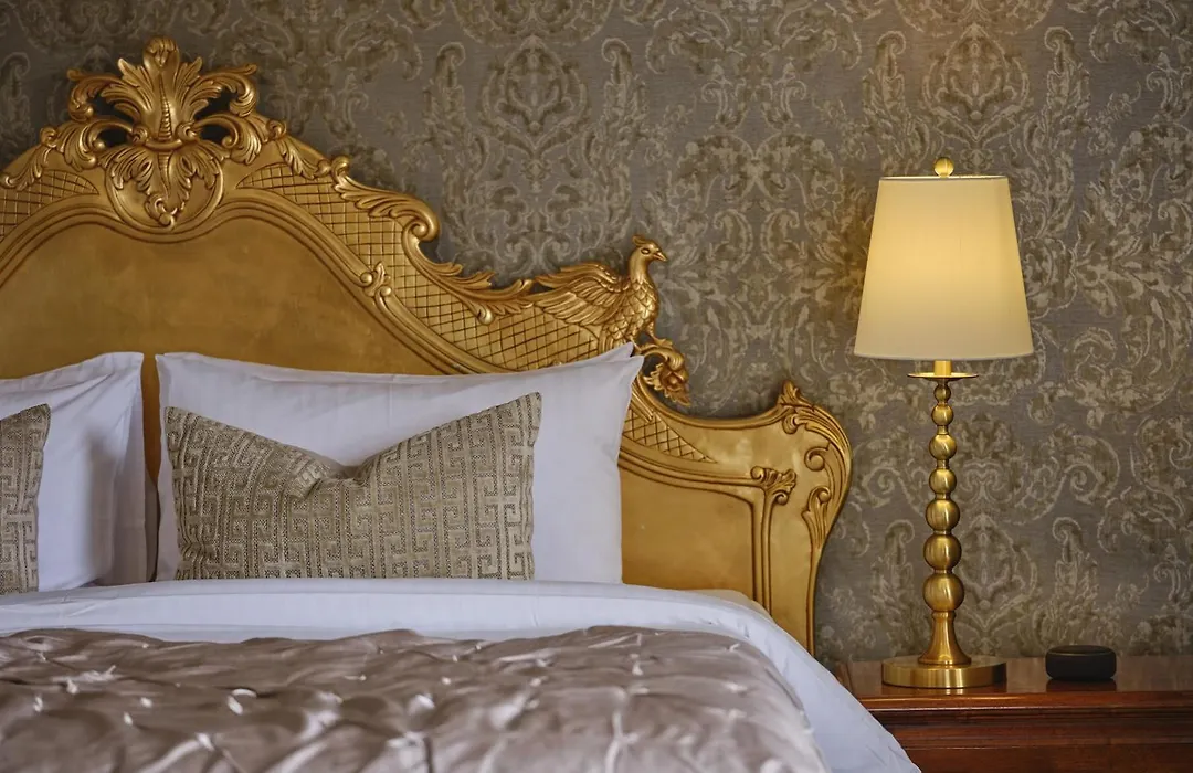 Highcliffe House-1
