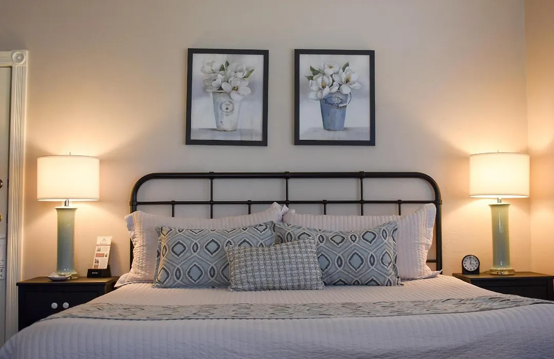 Mccall House Boutique Hotel-1