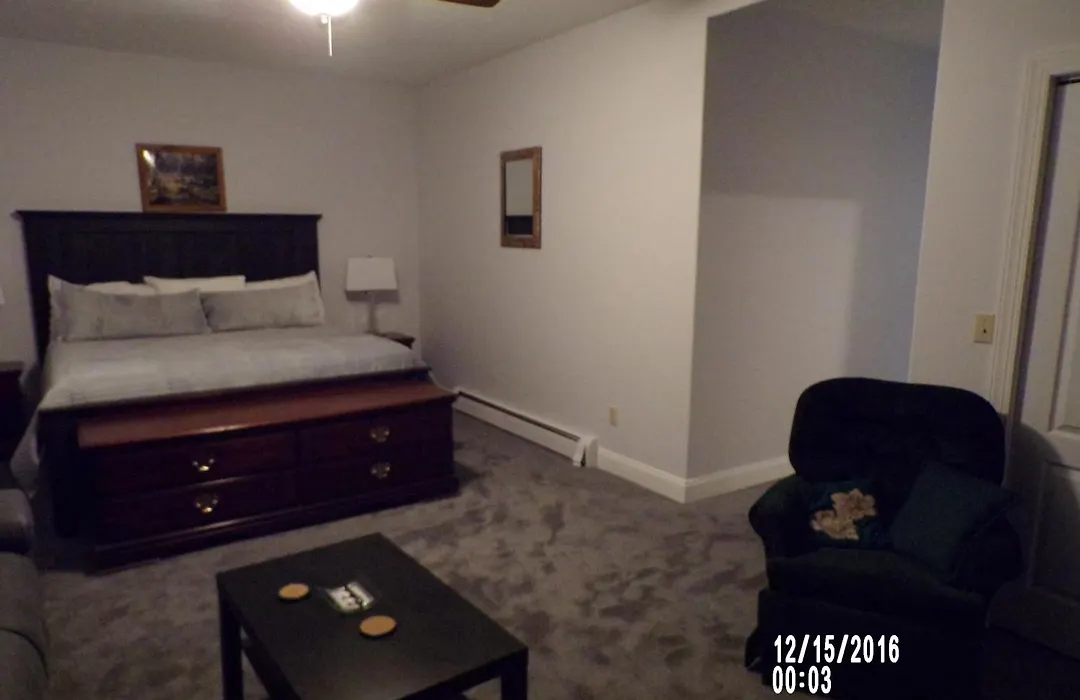 Longhouse Manor B&B-1