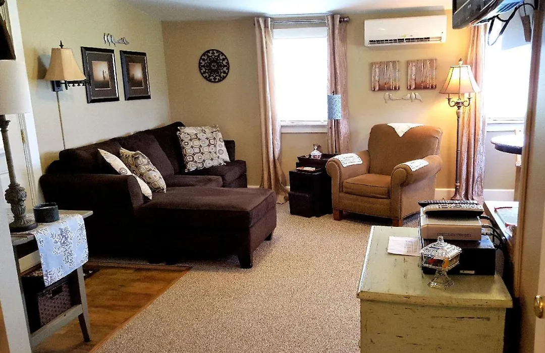 Piney Hill Cottages-1