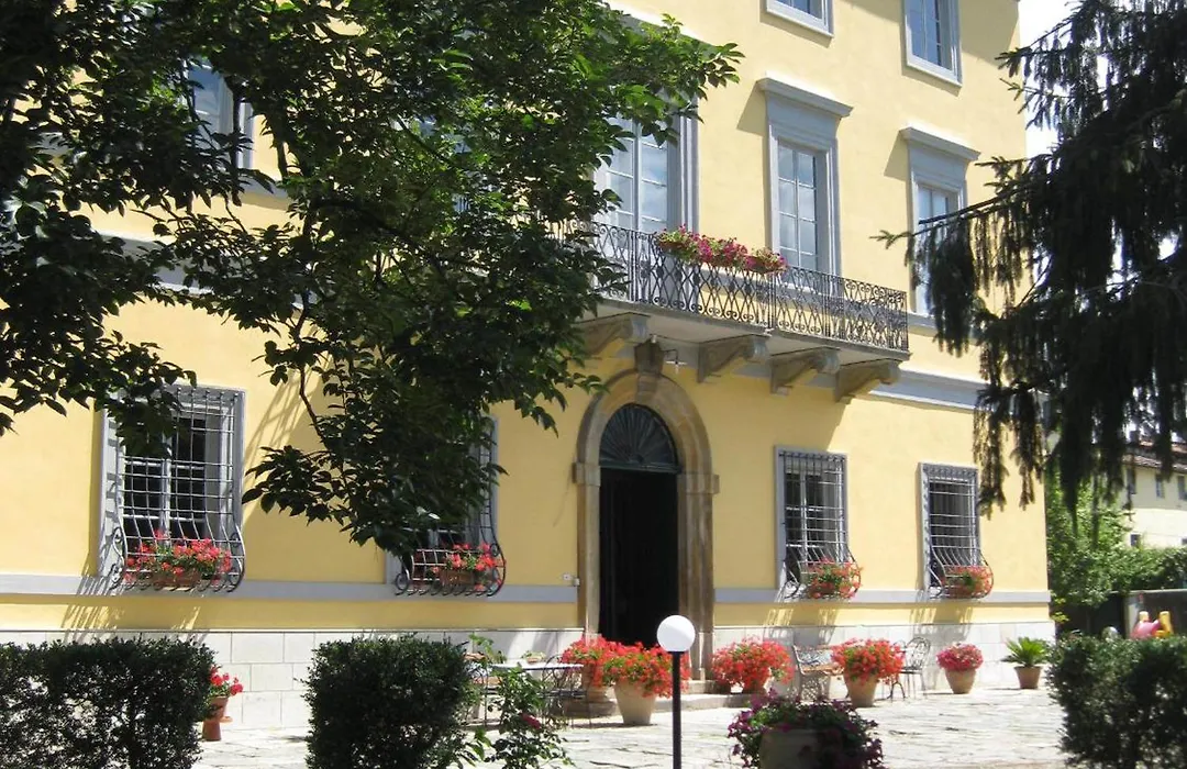 B&B Villa Pardi Lucca-1