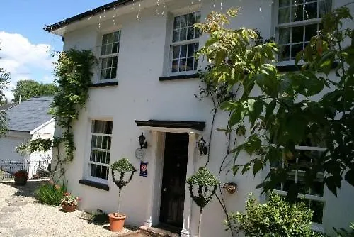 Clayhill House Bed & Breakfast-1