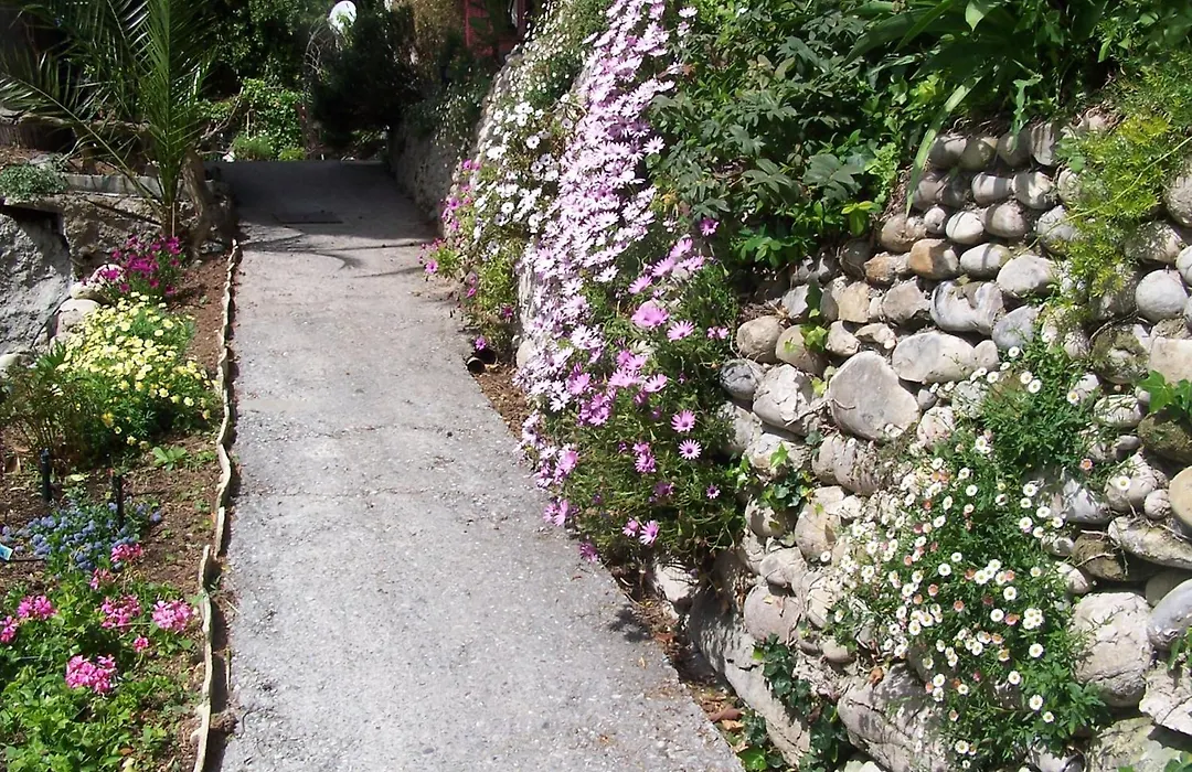 Castel Enchante-1