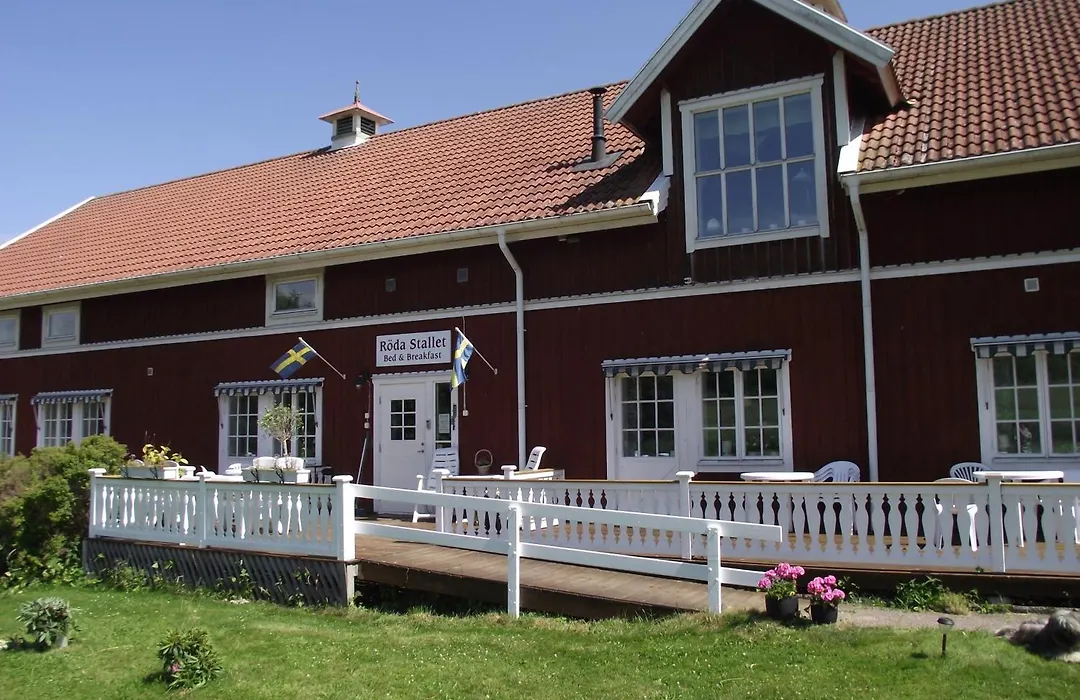 Röda Stallet Bed&Breakfast-1