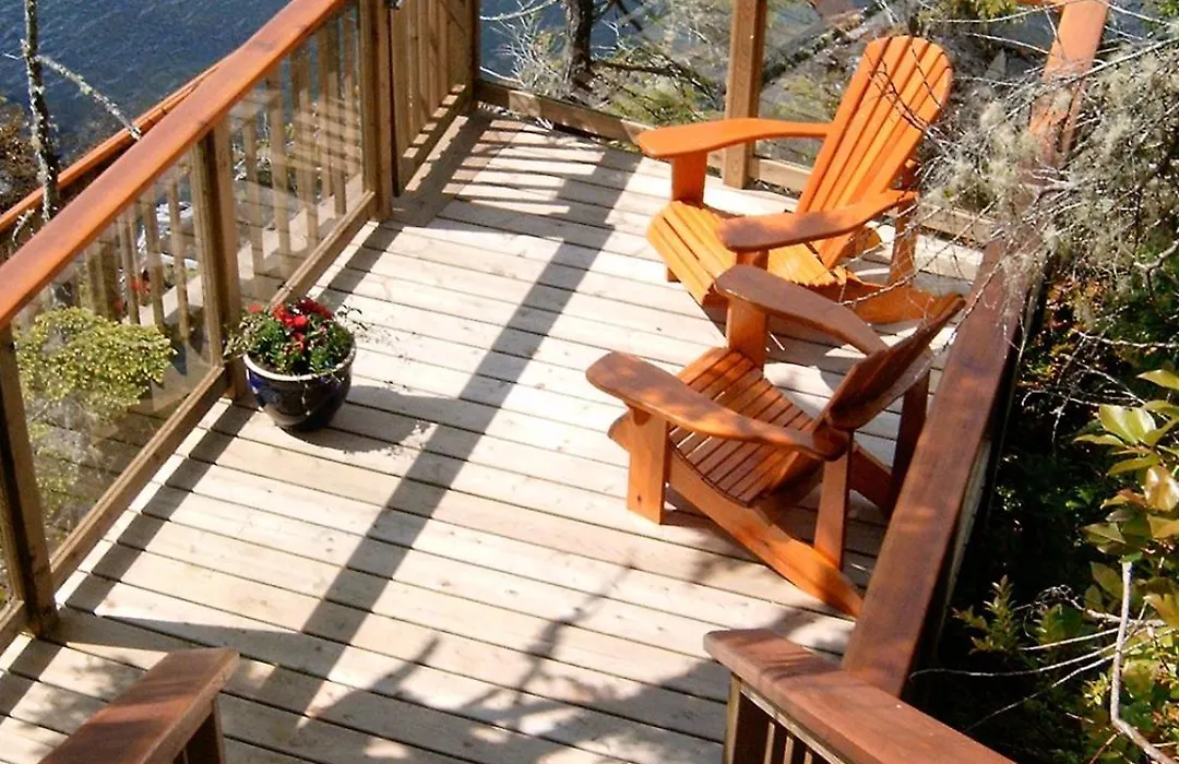 Reef Point Oceanfront Bed And Breakfast-1