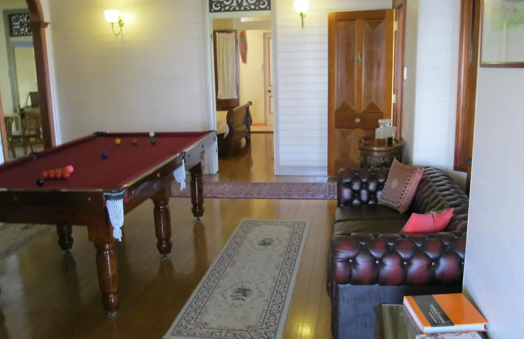 Classique Bed & Breakfast-1