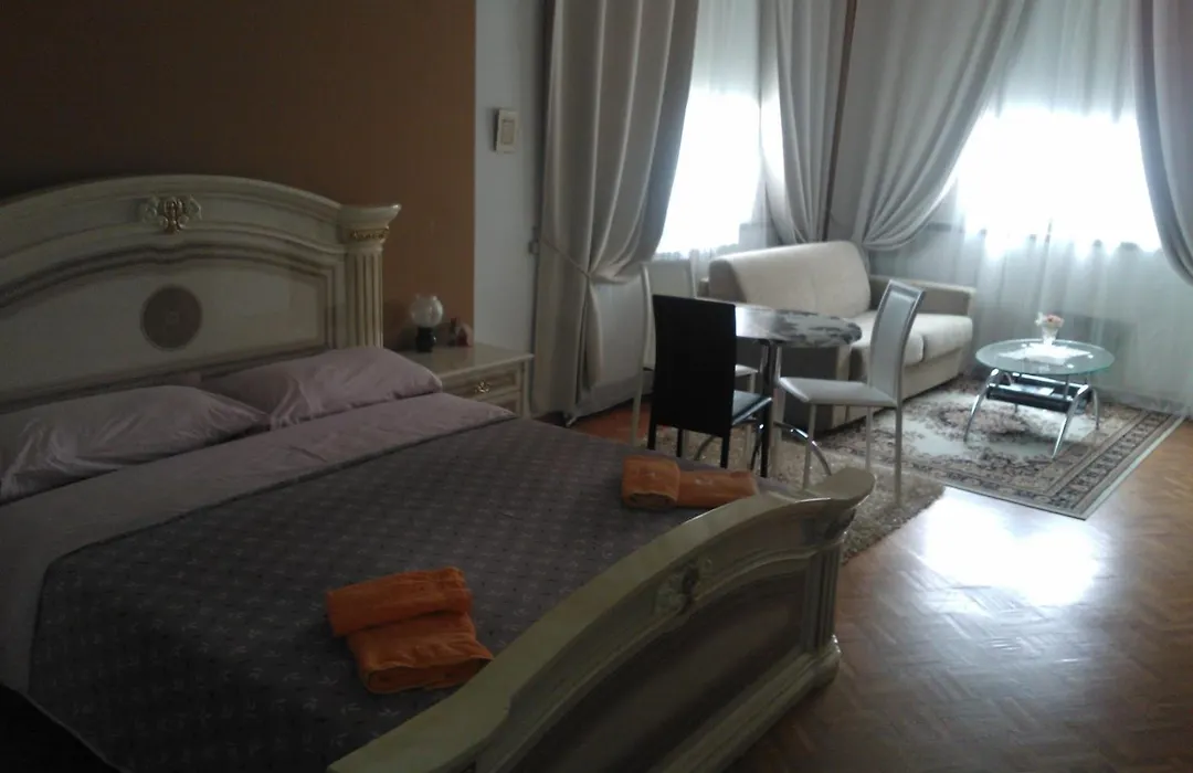 B&B In Arena L' Opera-1