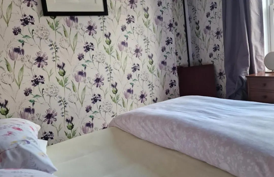 Isla Rose Cottage-1