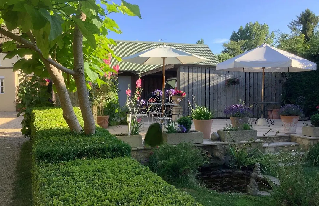 Holly House-1
