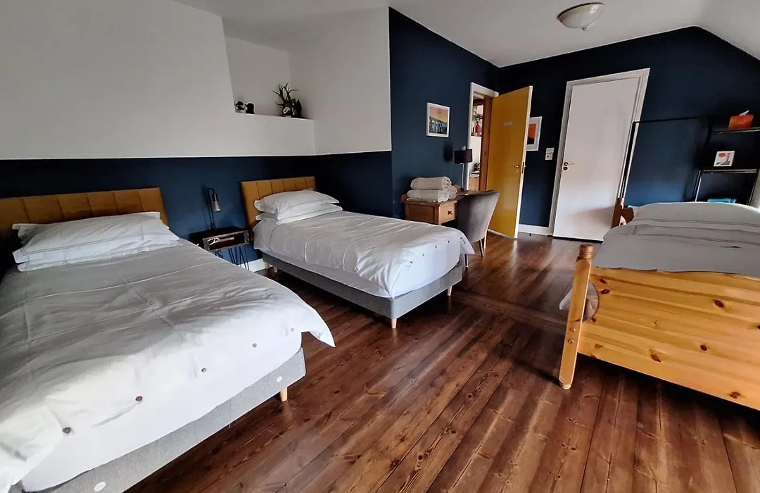 Heir Island House-1