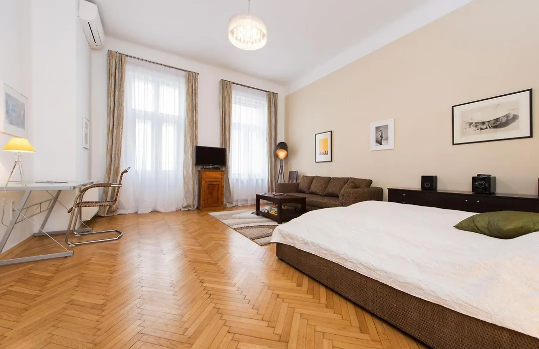 Rosa Linde - Comfort Rooms-1