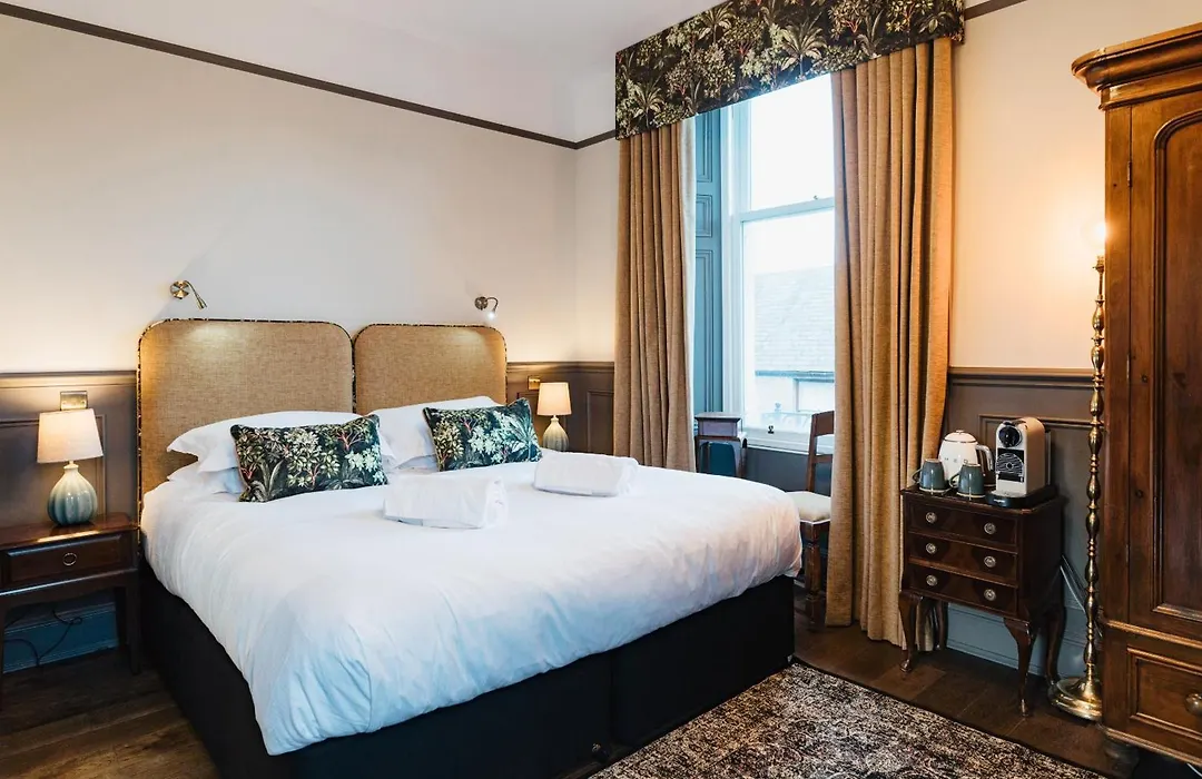 Coorie Inn Restaurant And Rooms-1