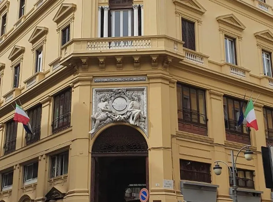 Suite Galleria Umberto I-1