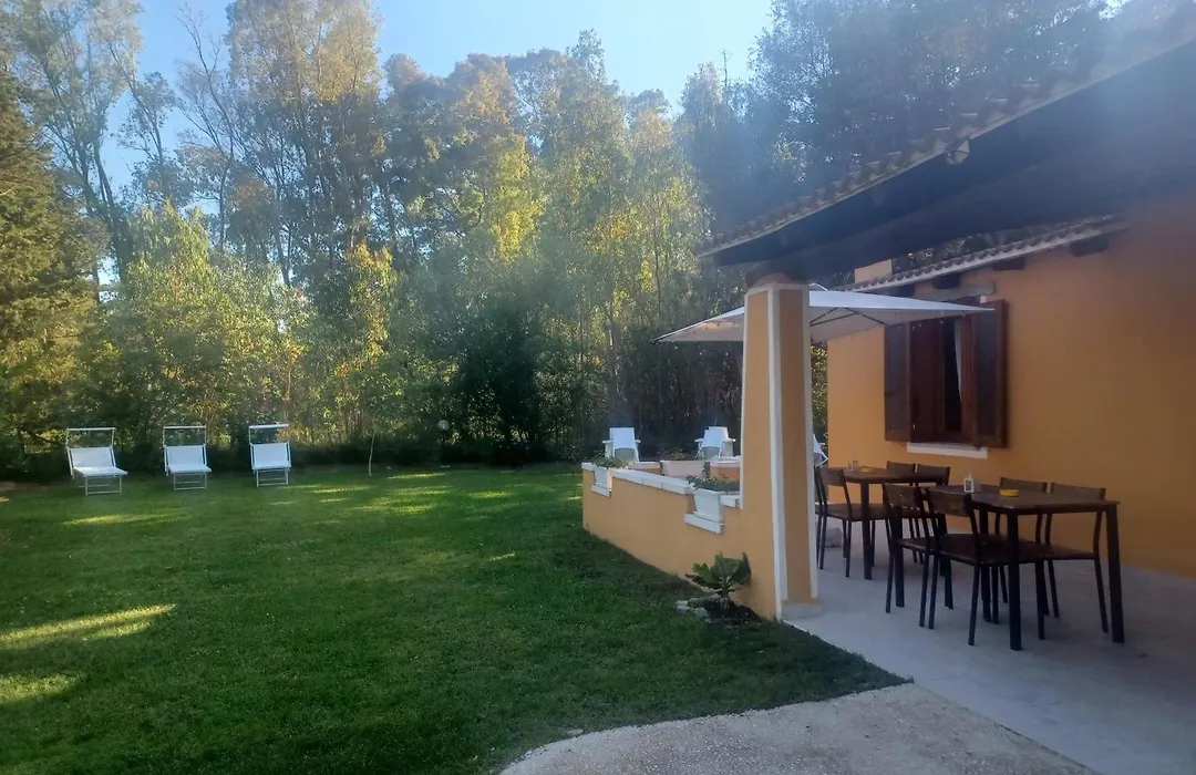 B&B Helios Il Tuo Relax In Sardegna-1