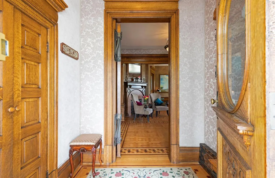 The Gibson Mansion Bed And Breakfast-1