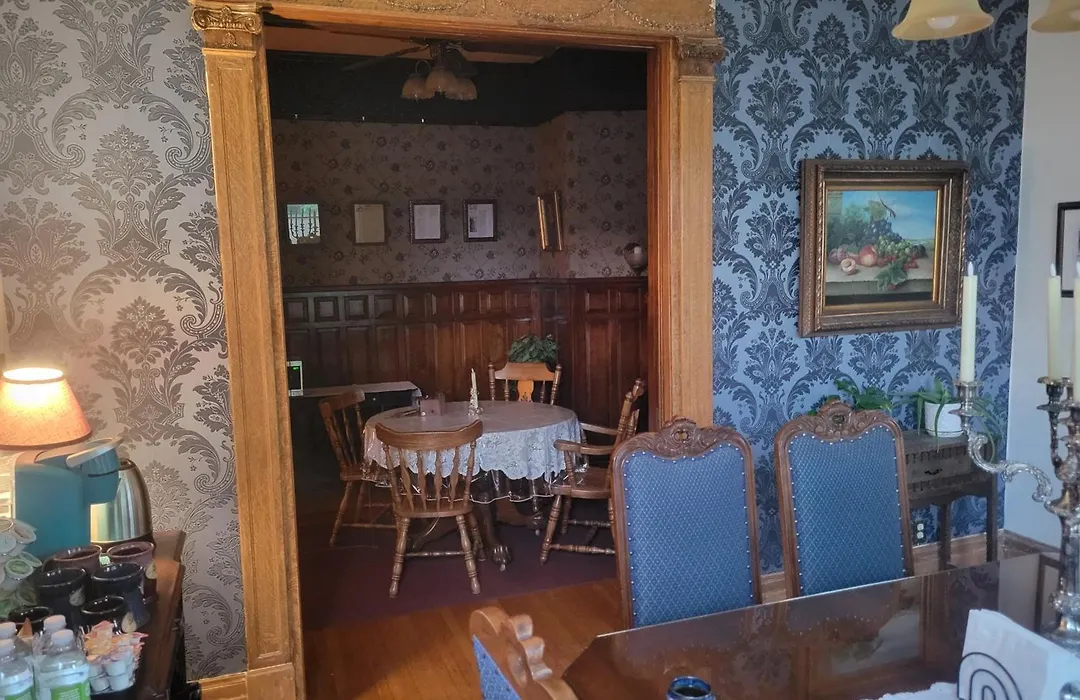 The Weis Mansion Bed And Breakfast-1