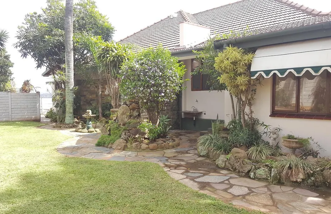 Bleu Bird Guesthouse-1