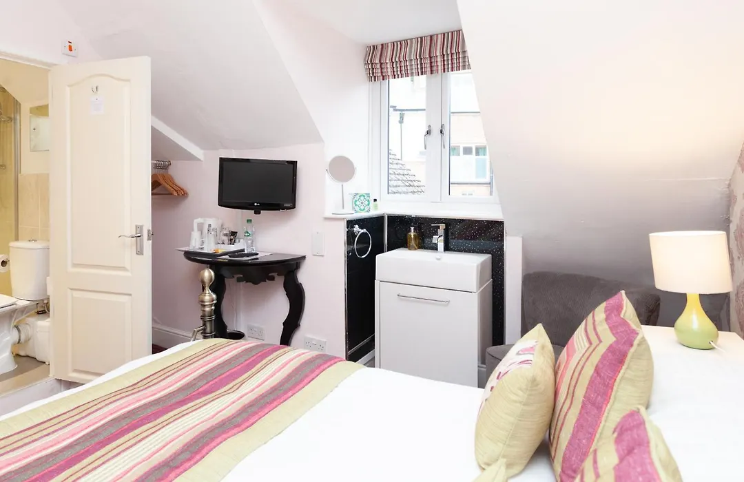 The Ravenswood B&B-1