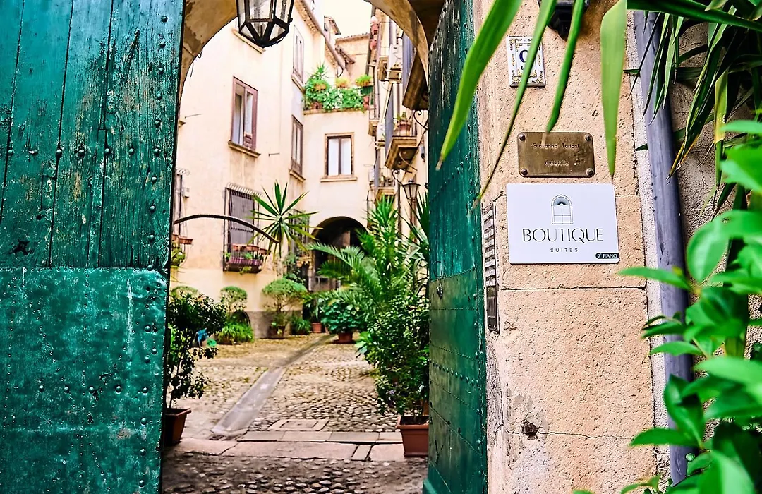 Boutique Suites - Palazzo Rodotà 1683-1