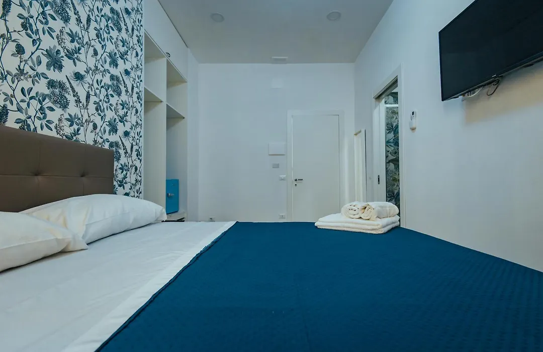 Otis Rooms-1