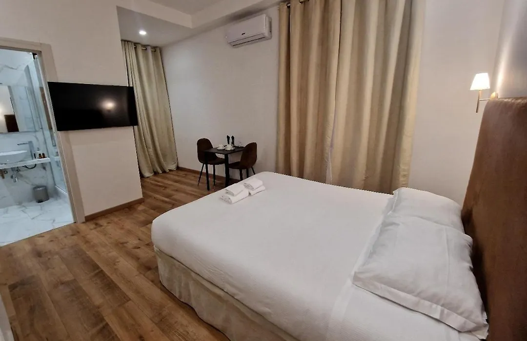 Cuma Suites-1