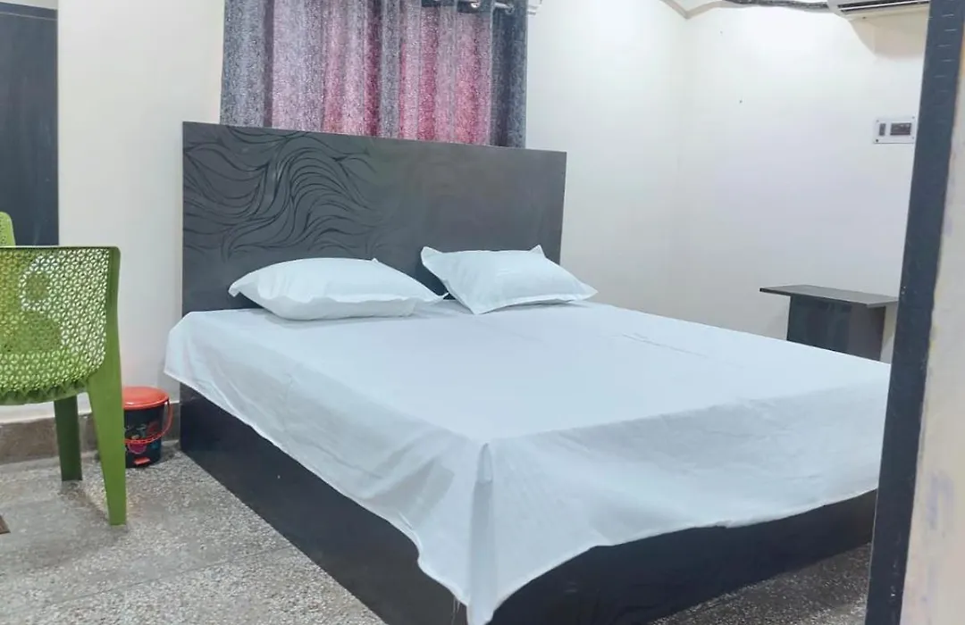 Hotel Crystal Dreams-1