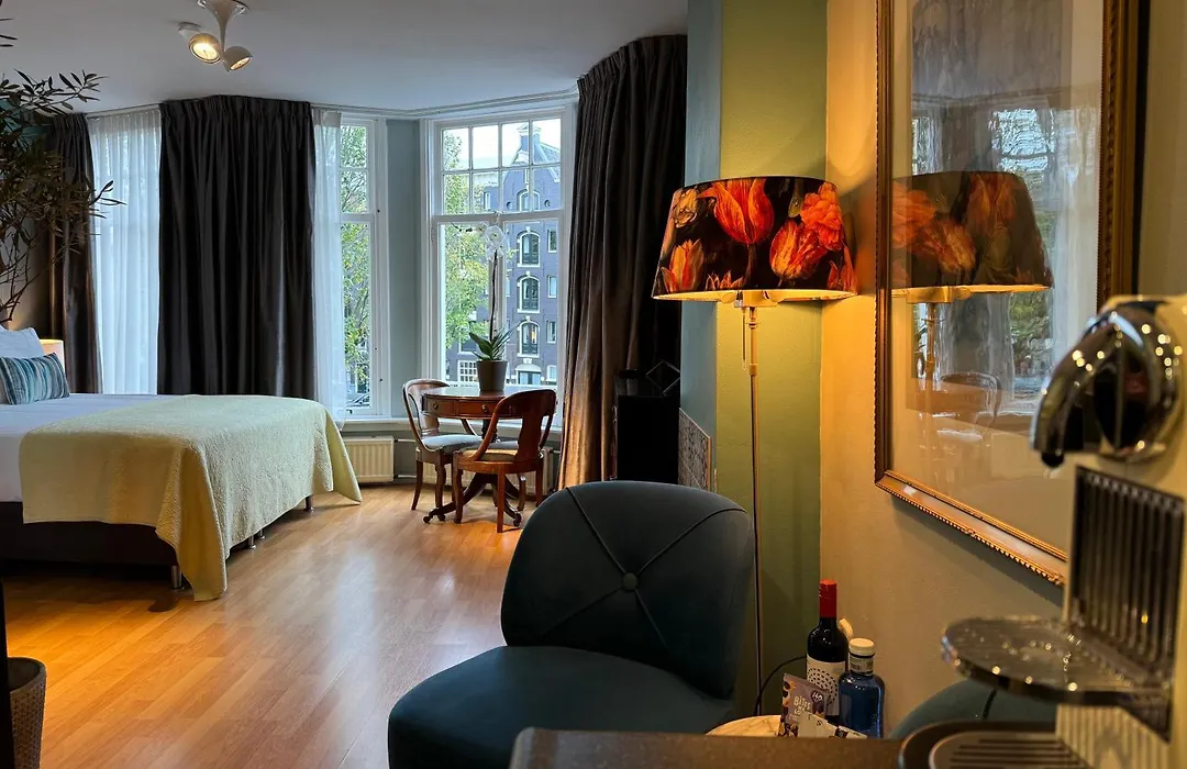 Decor Canal House-1