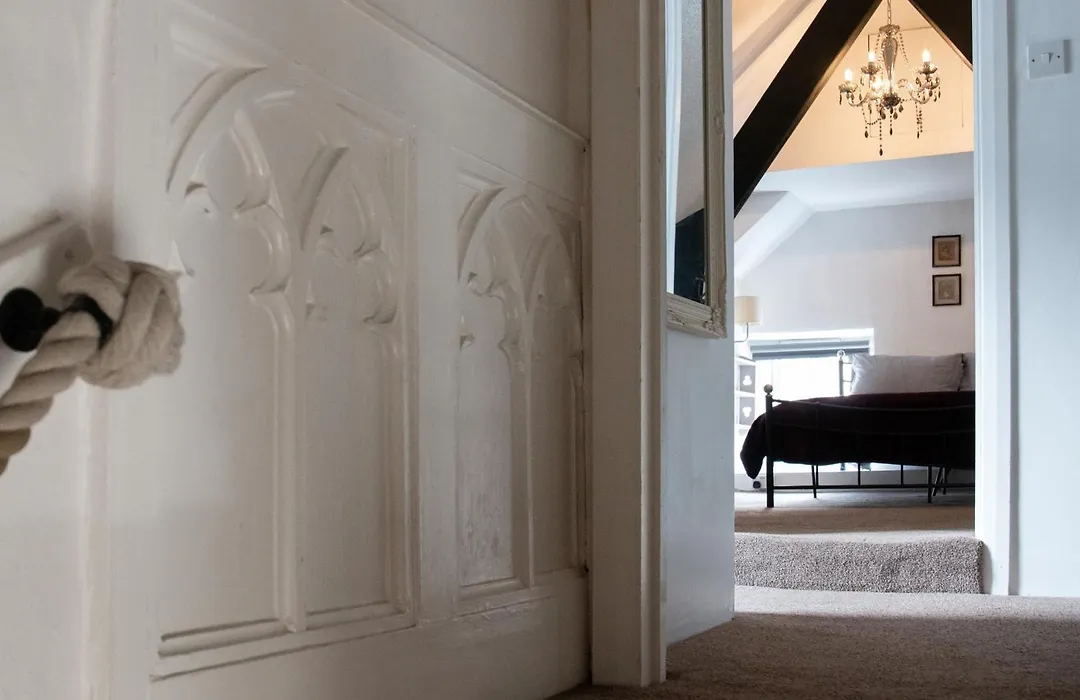 Longbridge House-1