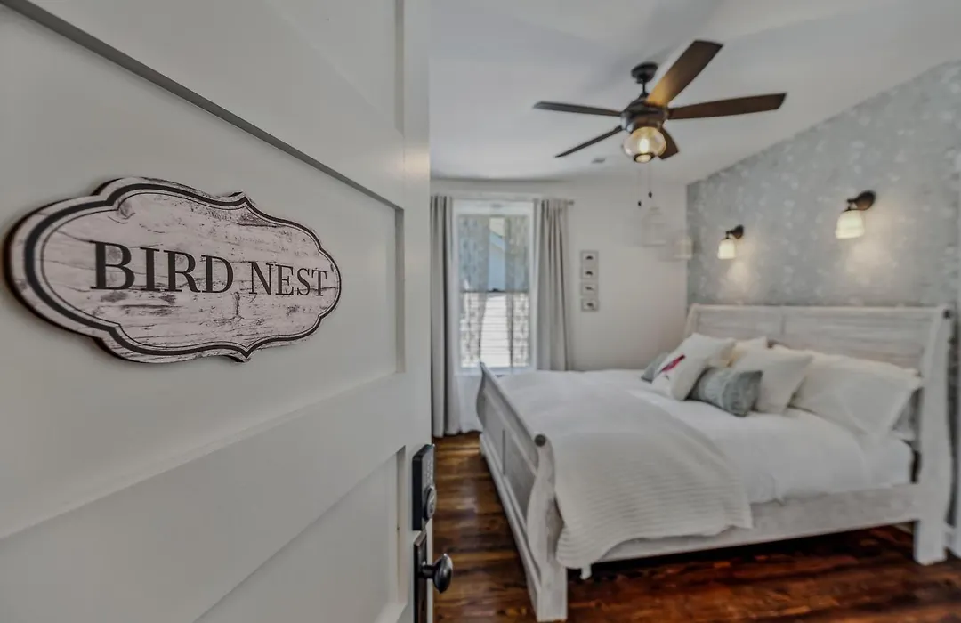 The Grand Castalian Inn Bed And Breakfast-1