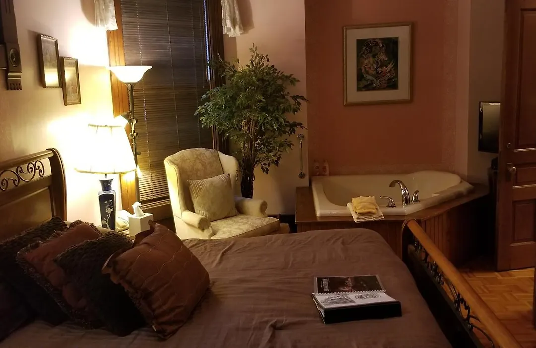 Old Northside Bed & Breakfast-1