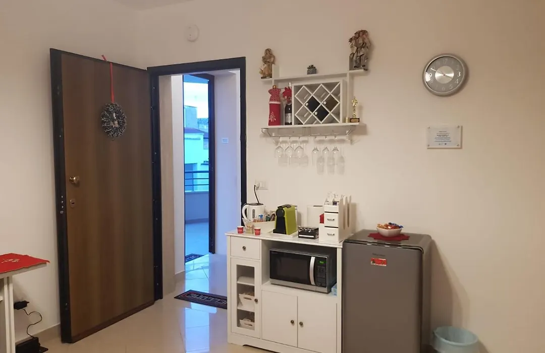 B&B Galateo-1