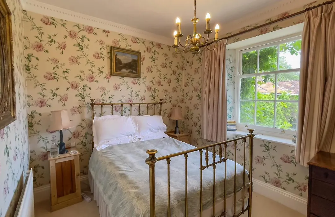 West Compton Manor-1