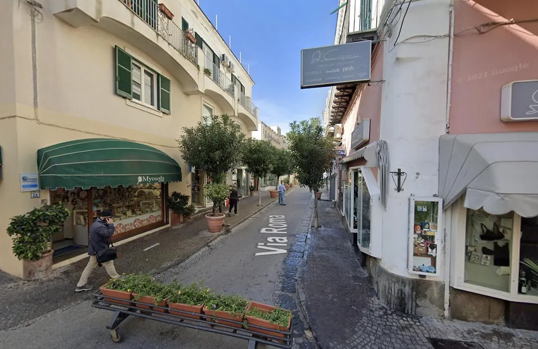 Sea Rooms Ischia B&B-1
