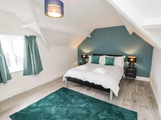Pannett Park Rooms-1
