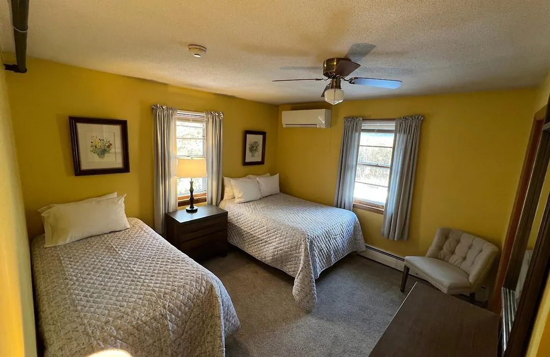 Gray Ghost Inn-1